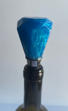 Load image into Gallery viewer, Wine Stopper DesignZ by CT