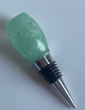 Load image into Gallery viewer, Wine Stopper DesignZ by CT