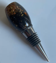 Load image into Gallery viewer, Wine Stopper DesignZ by CT