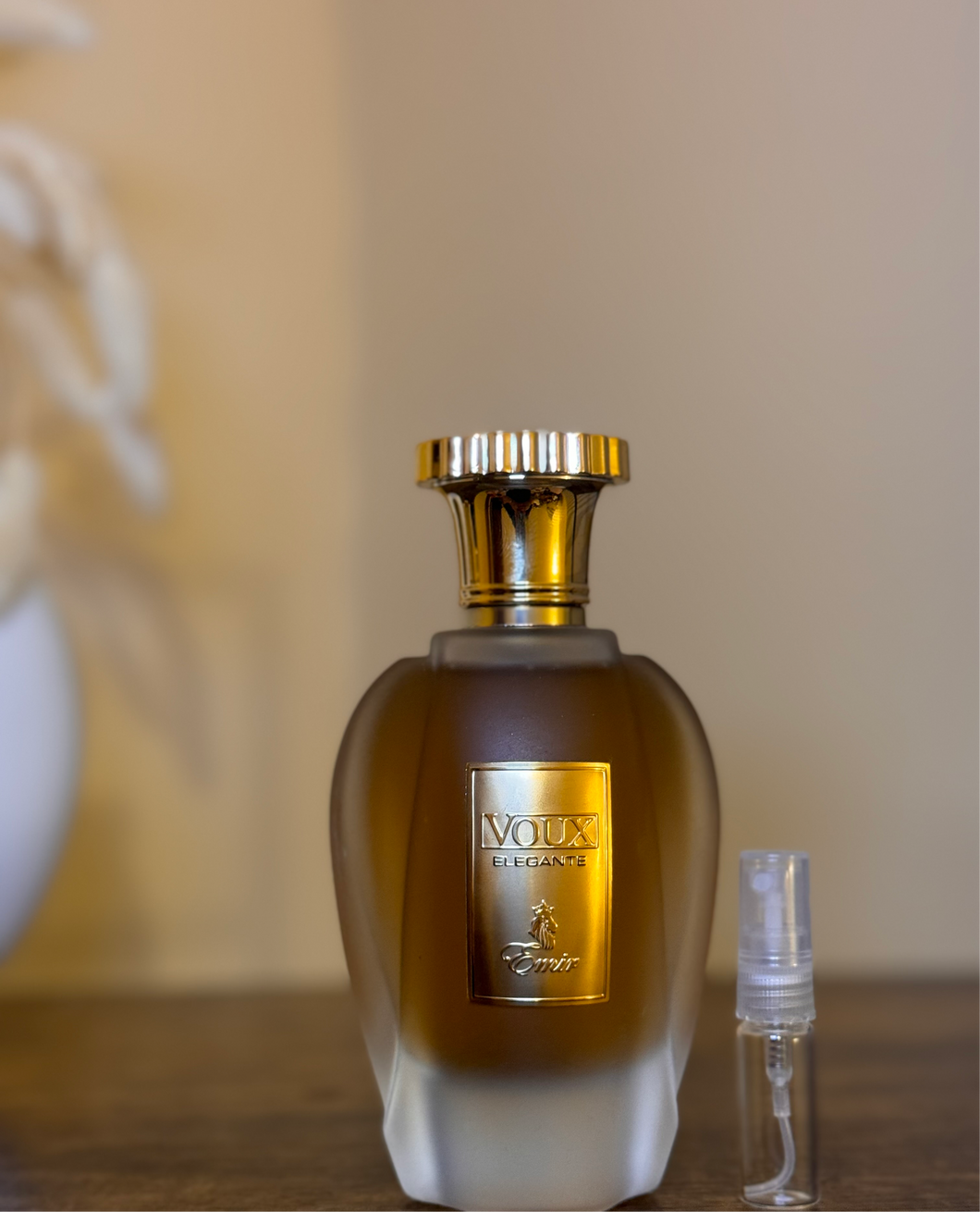 Paris Corner Voux Elegante Emir Sample Scents by CT